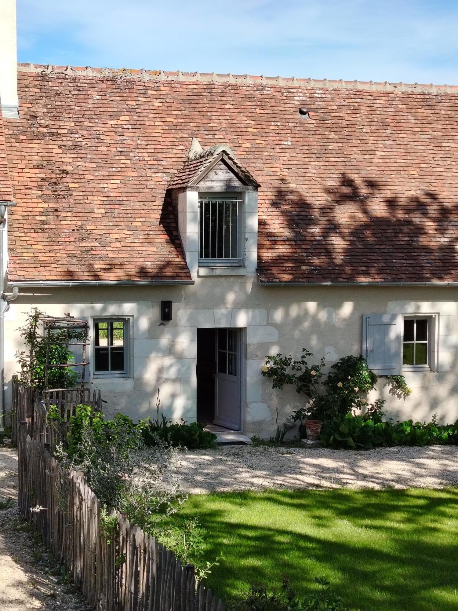Le Puits Renaissance - Gites De Caractere Et Piscine Chauffee Chambourg-sur-Indre Exterior photo